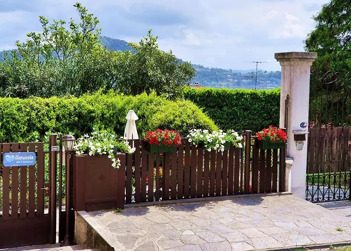 Villanuvola Bed & Breakfast Meina